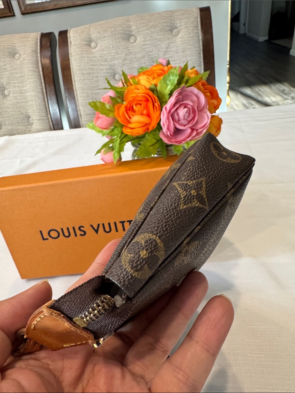 Authentic Louis Vuitton Monogram Pochette - Picture 6 of 12